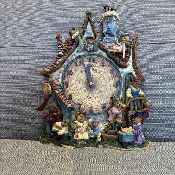 The Danbury Mint Boyds Bears Decorative Wall Clock - Picture 1 of 8